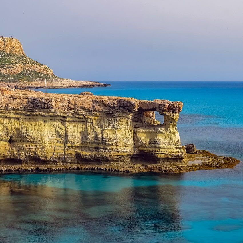 Falaise mer turquoise