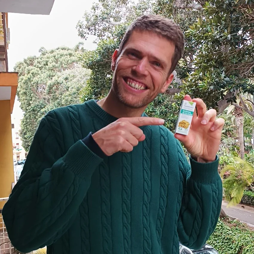 Homme huile essentielle boswellia